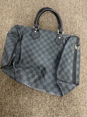 Black Checkered Louis Vuitton Bag SKU:R
